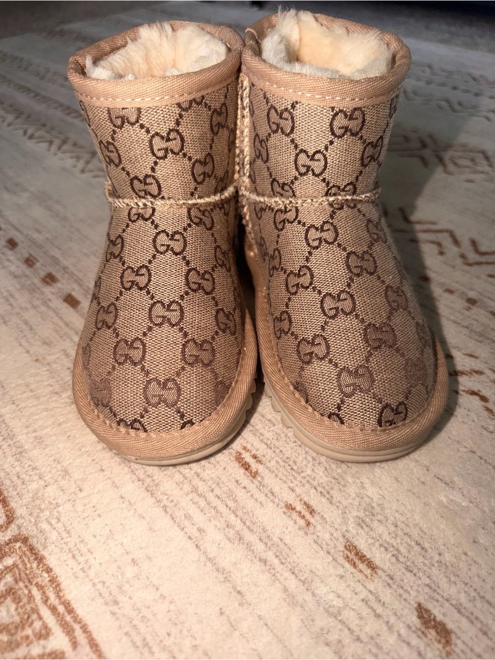 UGG Australia Kids Monogram Boots Tan Brown Size EU 27